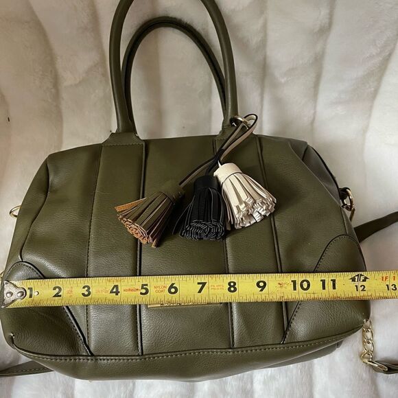 Steve Madden olive green satchel bag detachable shoulder strap tassel accent - Picture 7 of 11